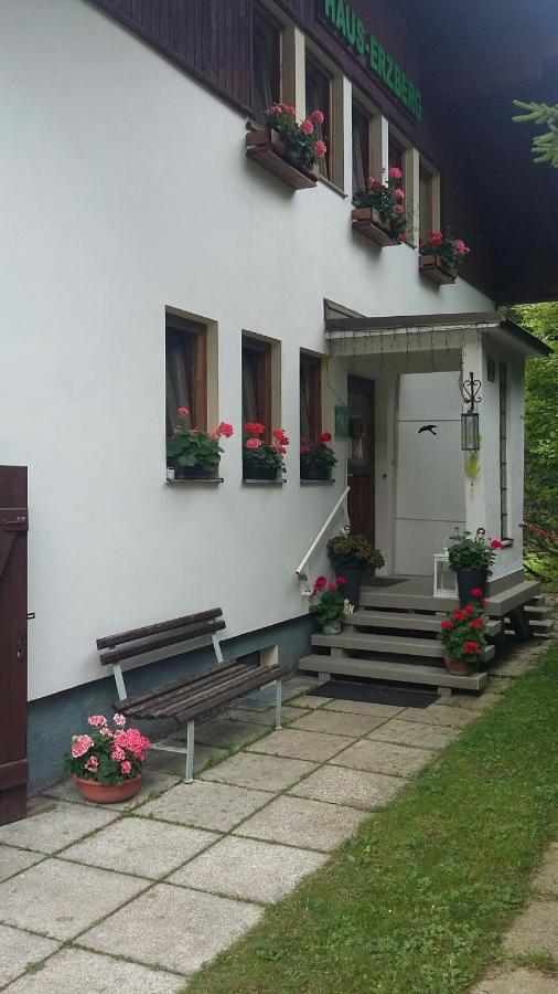 Haus-erzberg *